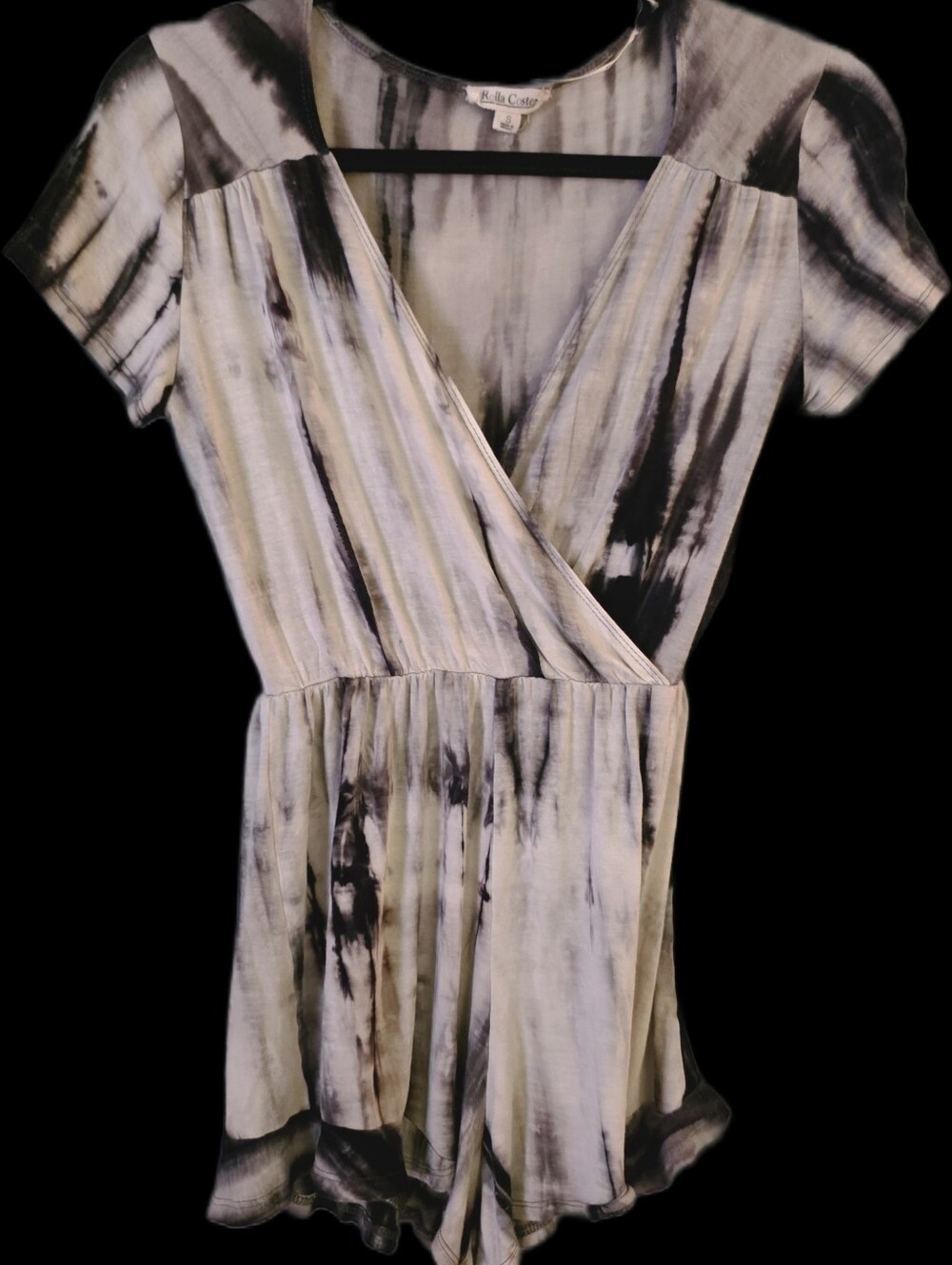 Black & Cream Jumper
